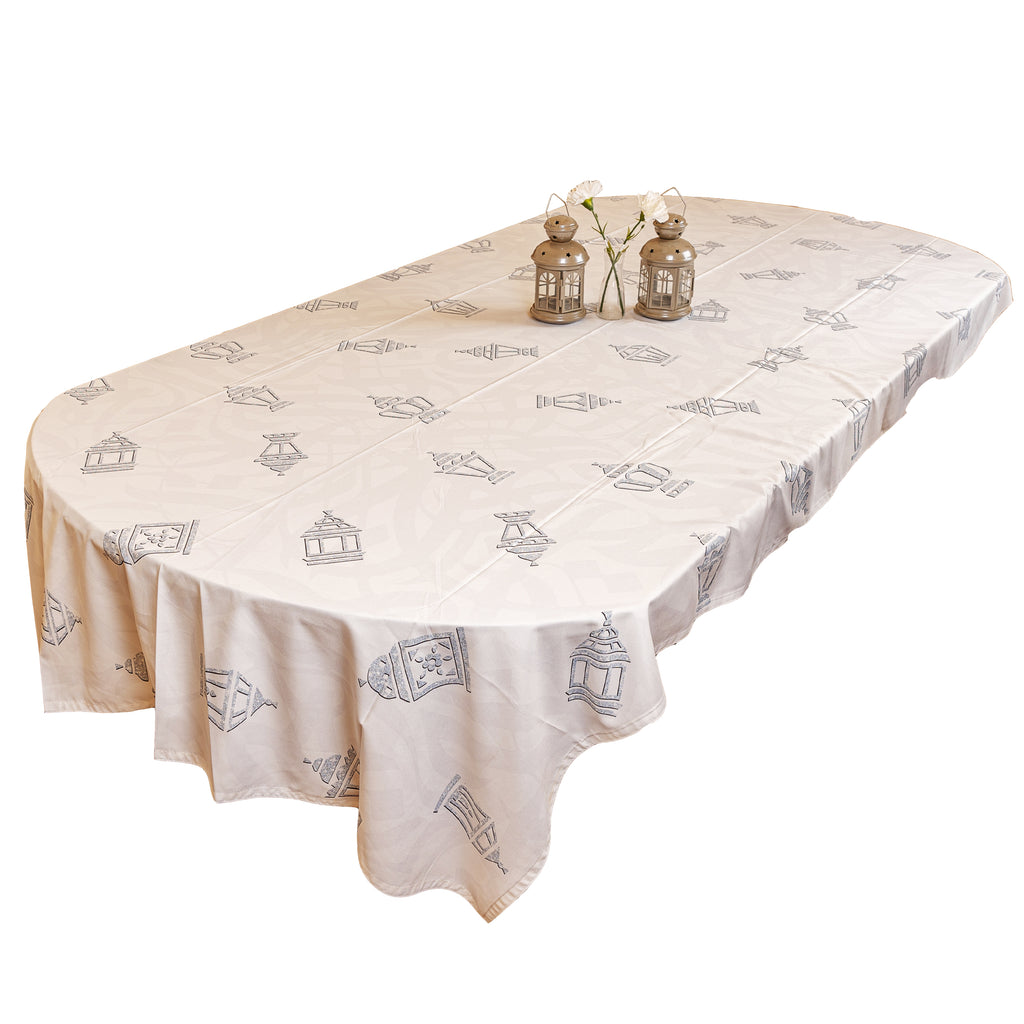 The Mini Silver Shimmery fawanis table cover