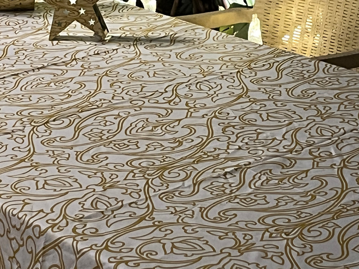 The Classic Chic Beige Table Cover