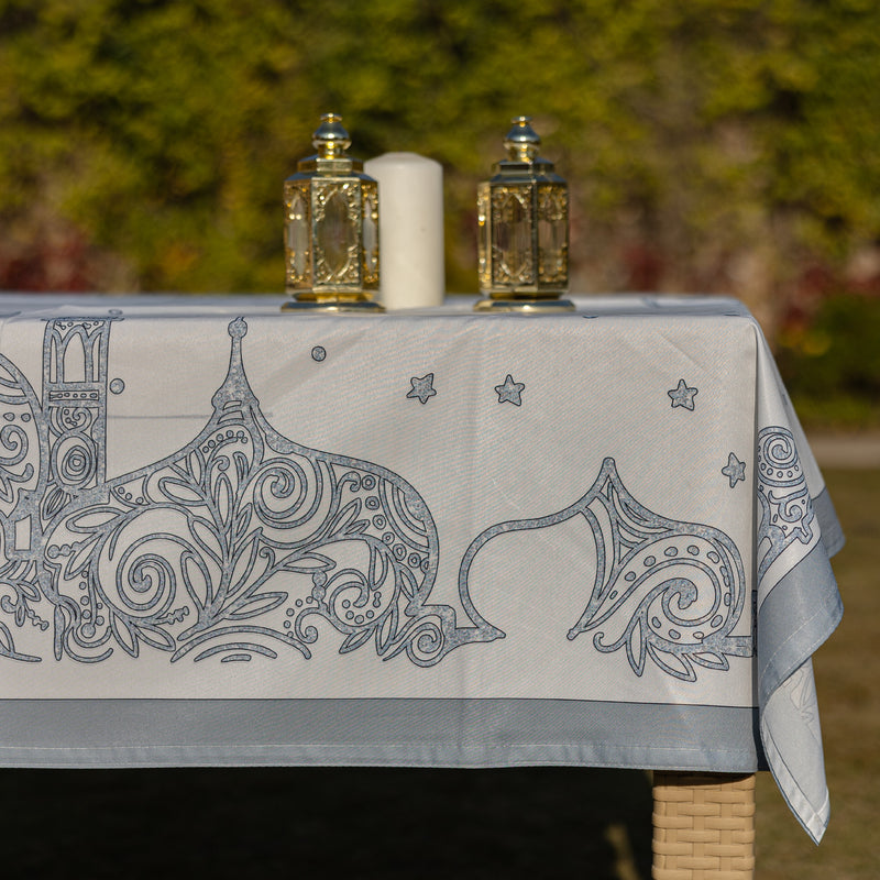 Lailaty shimmery silver table cover