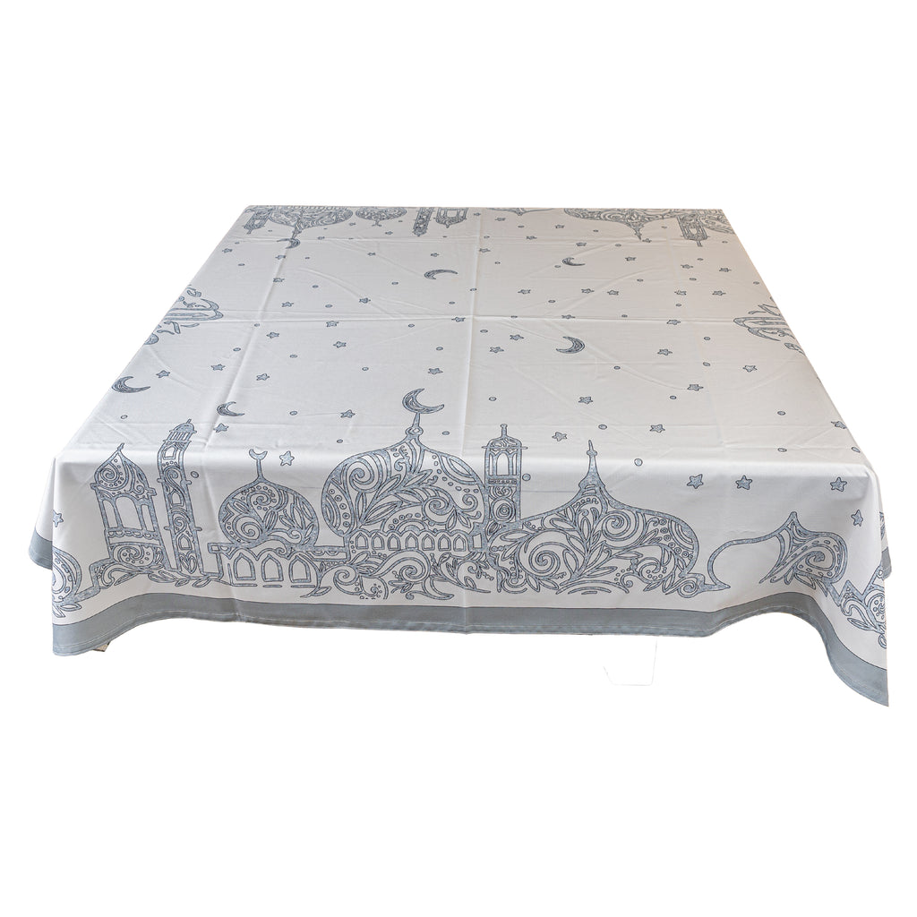 Lailaty shimmery silver table cover