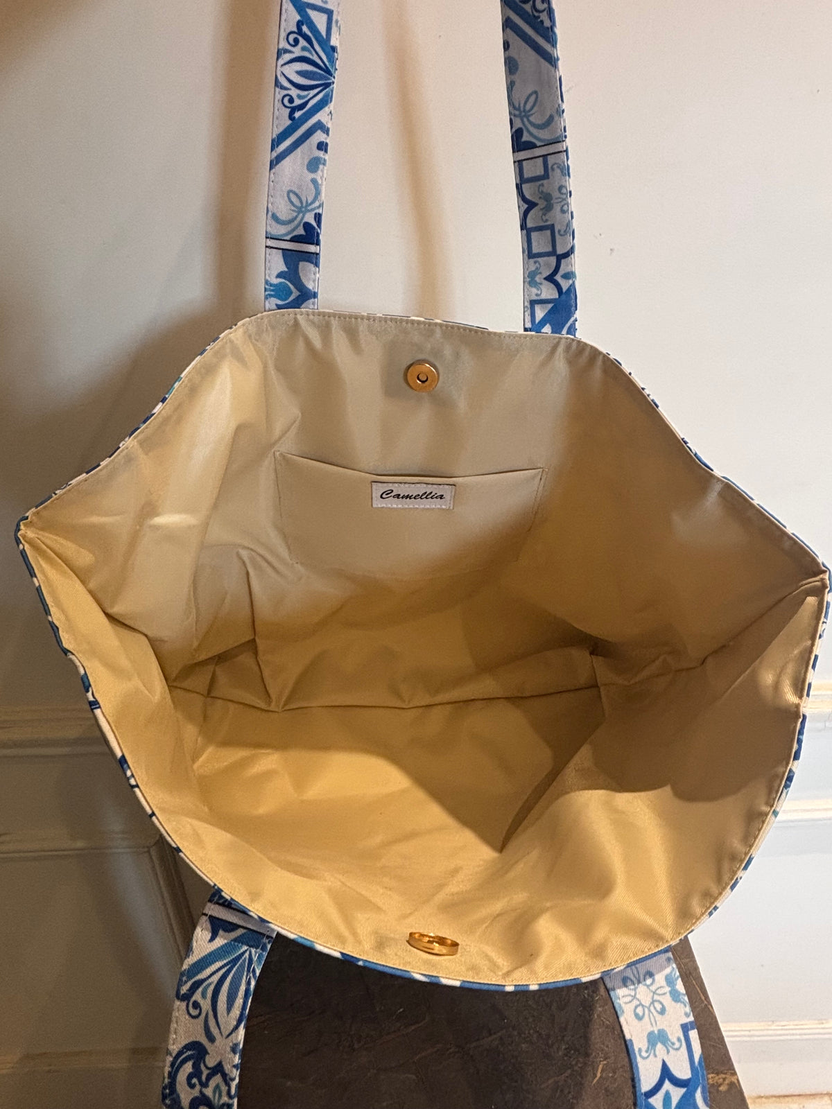 The bleu blanc tote bag