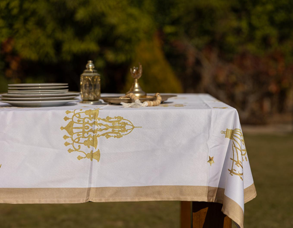 The Golden Palace table cover- 104