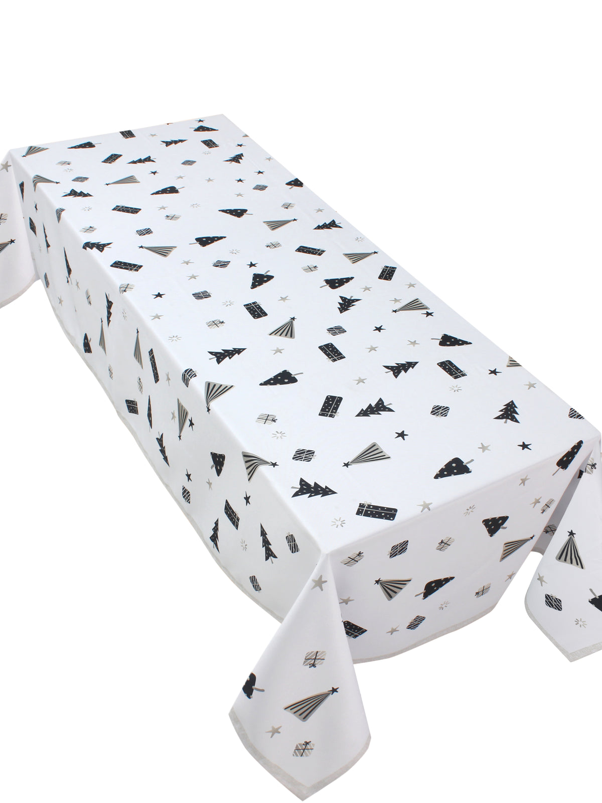 The Wintertime Whispers table cover