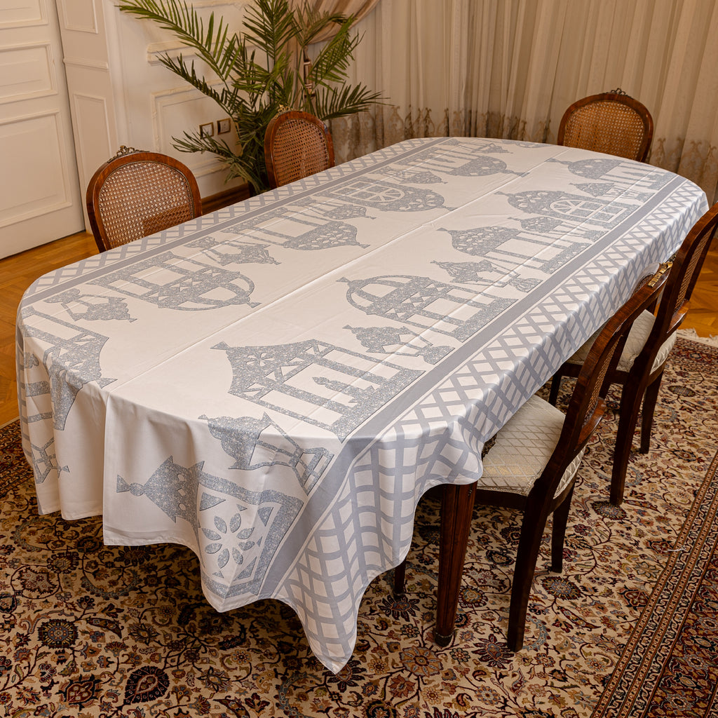 The Silver Mega Shimmery fawanis table cover