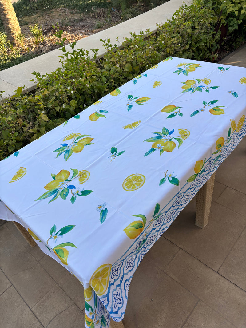 The Fresh Lemonade table cover