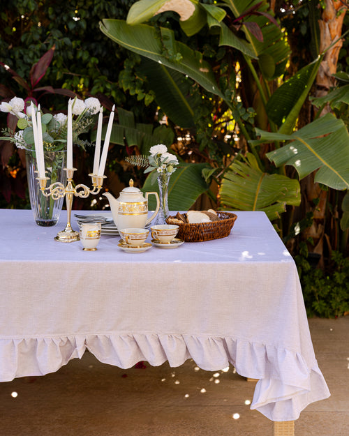 Che Bella Ruffles Table cover (Pre-Order takes 10 days)