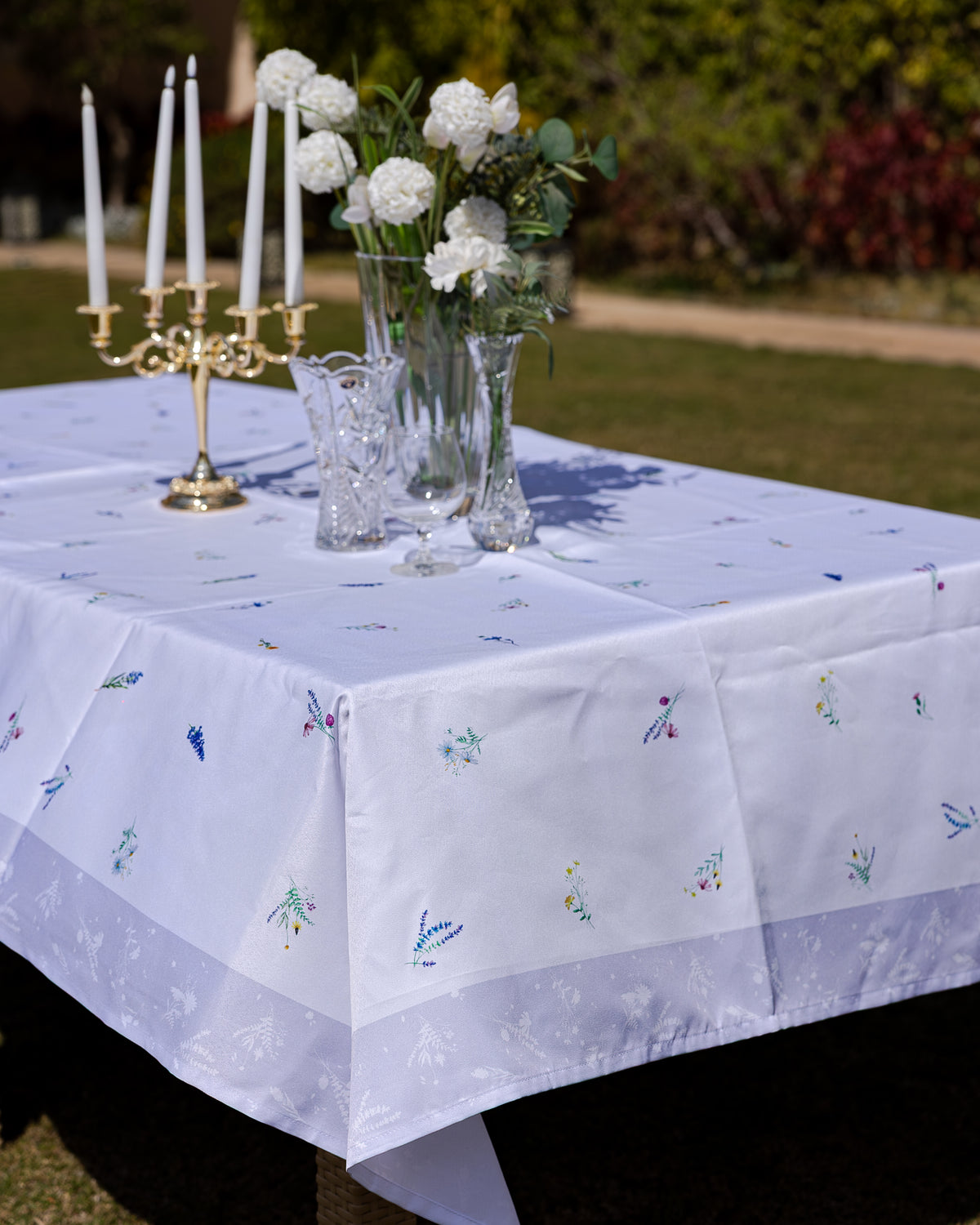 The Lavender Dreams table cover-231