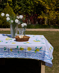 The Citrus Splash Table Cover