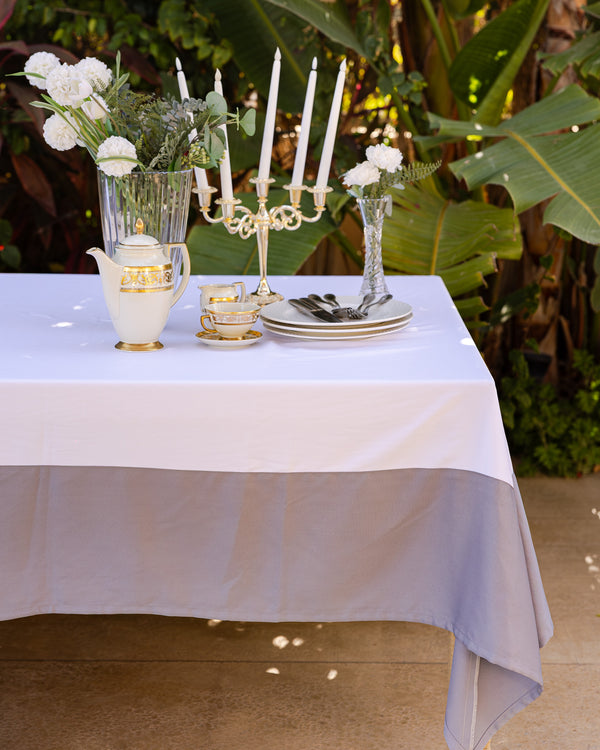 The Monochrome Elegance table cover (white and grey)