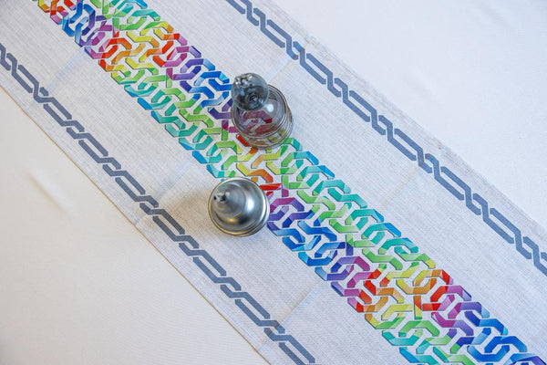 The Striking Islamic Art Runner