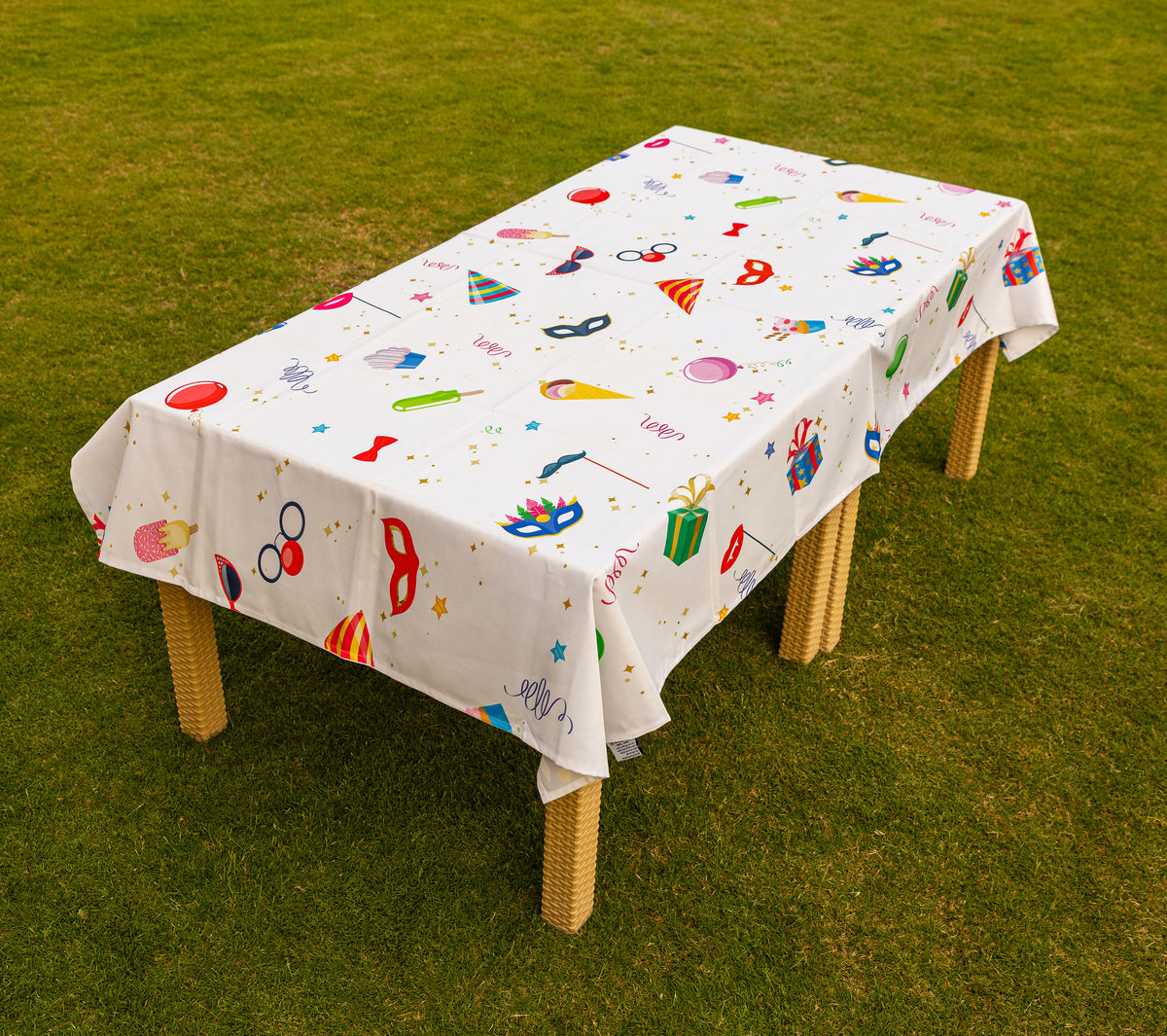 The Birthday Festive Table Cover