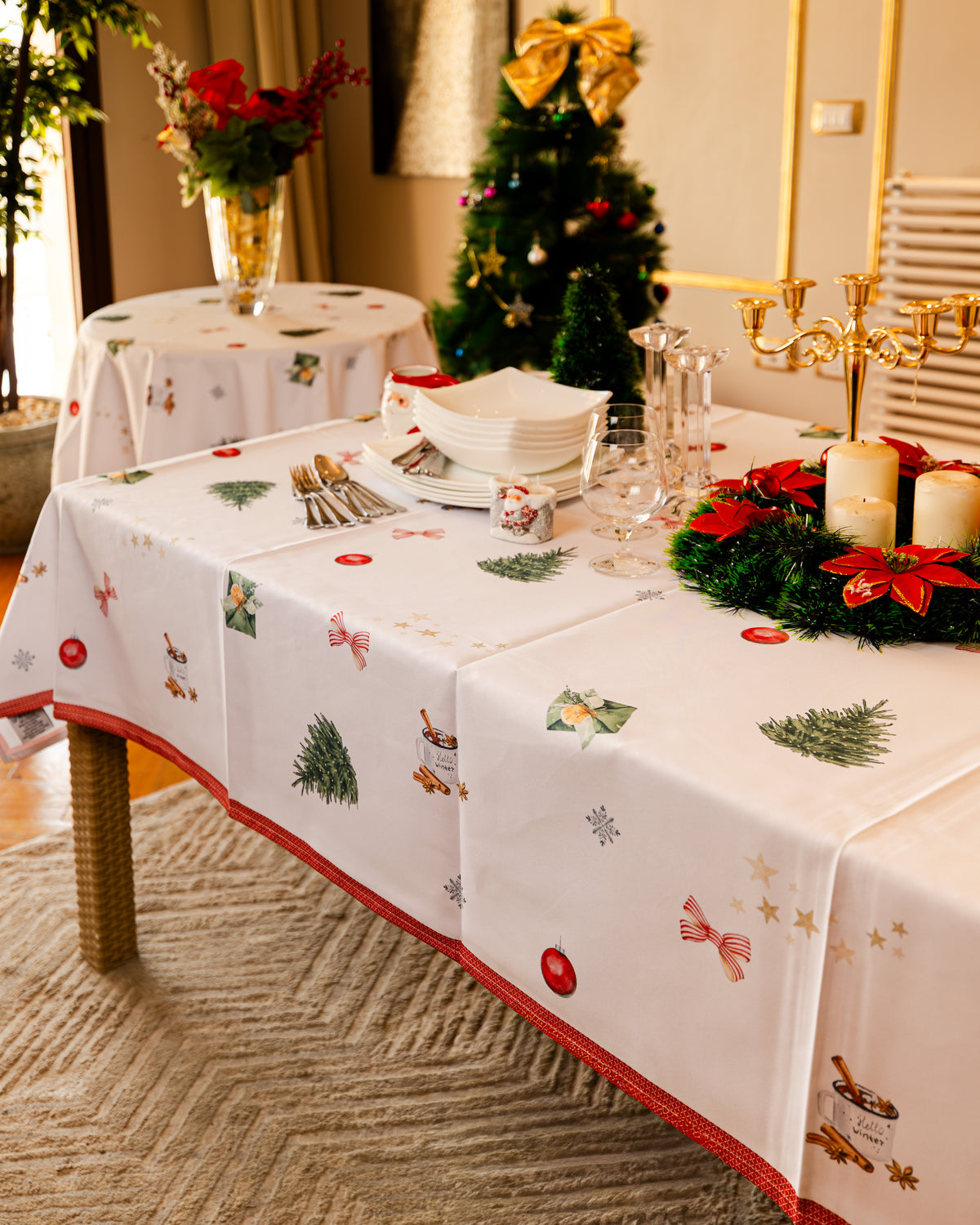 The Spiced Christmas blend table cover