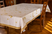 The Golden lanterns table cover (M)