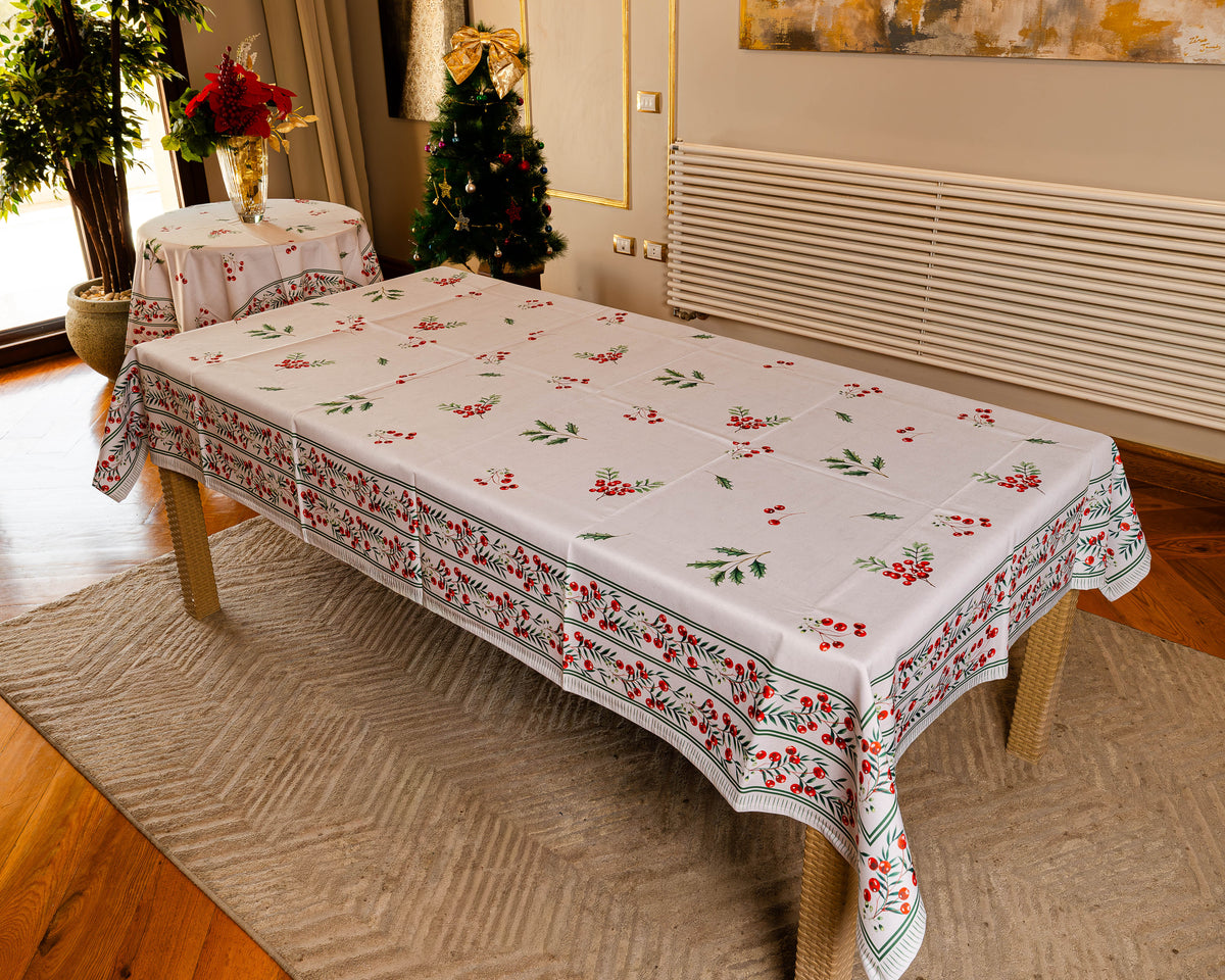The Classy Mistletoe table cover
