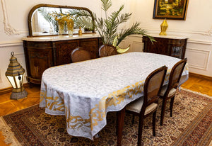 The Chic Caligraphy in grey table cover (pre-order takes 5 days)