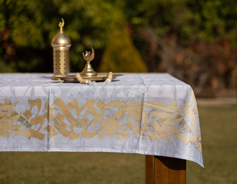The Chic Caligraphy In Grey Table Cover- 085