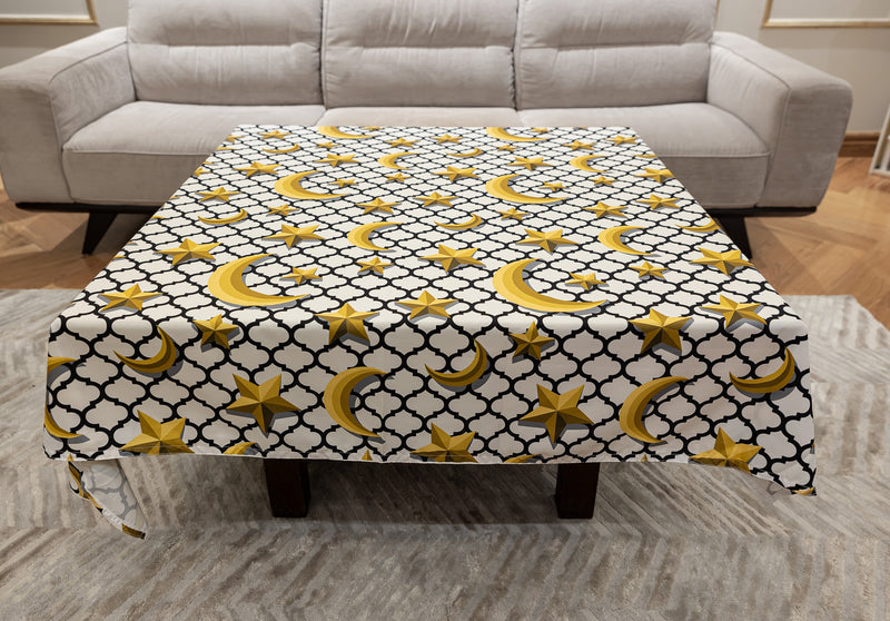 The lantern and crescent table cover