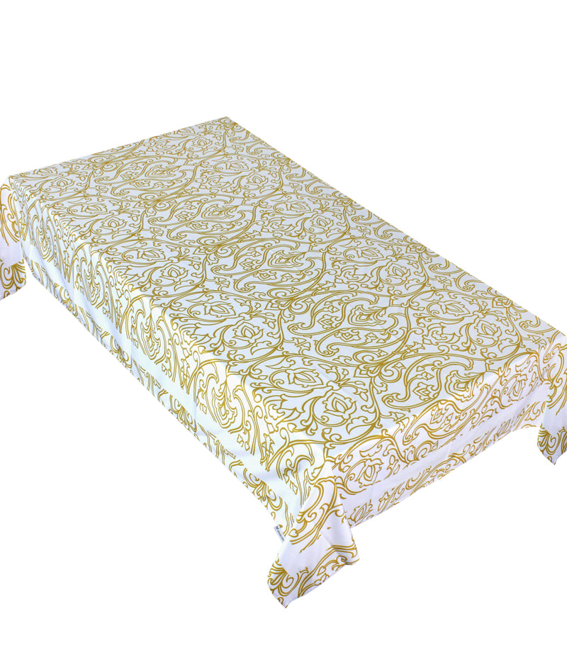 The classic chic beige table cover