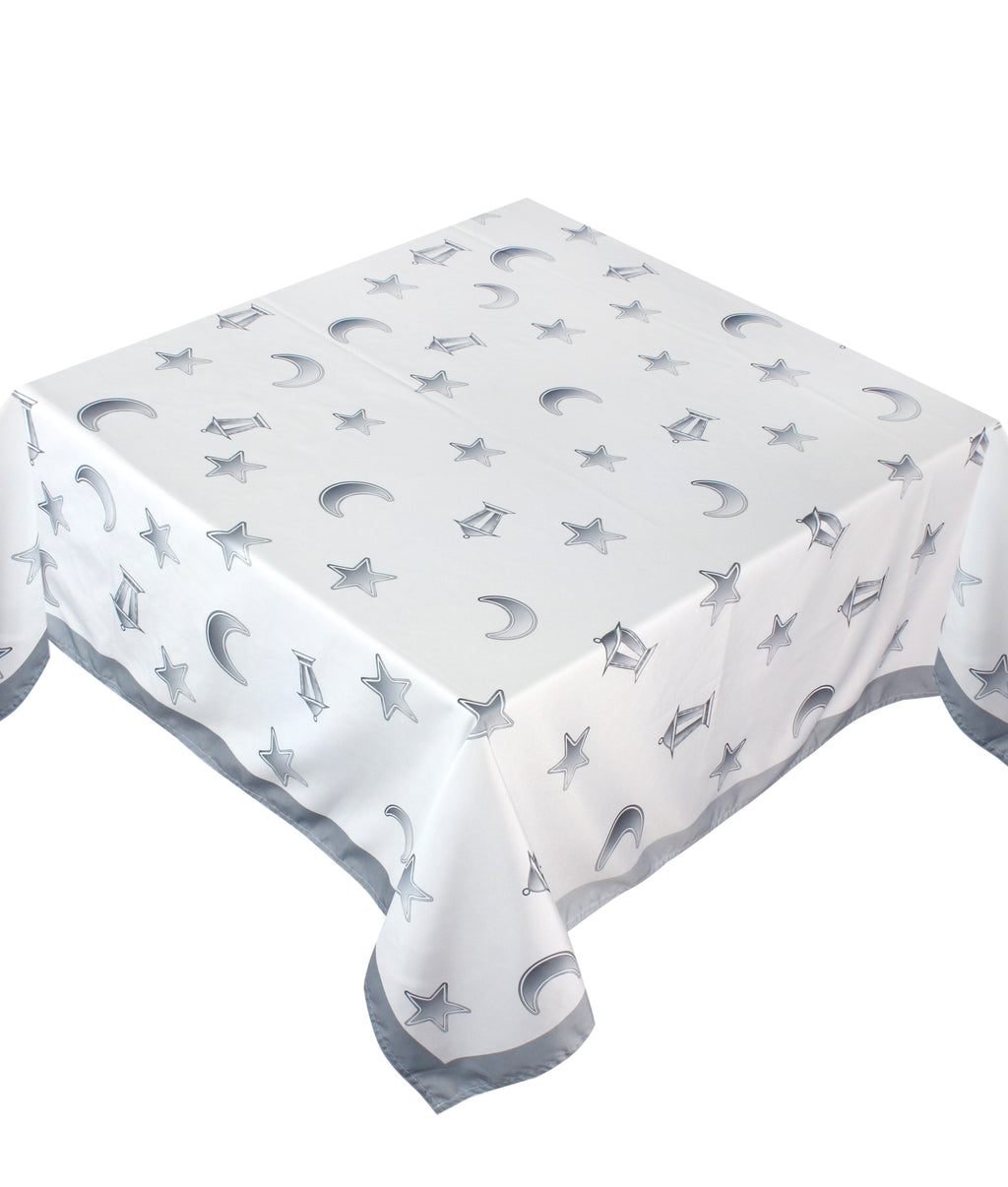 The silver stars and lanters table cover