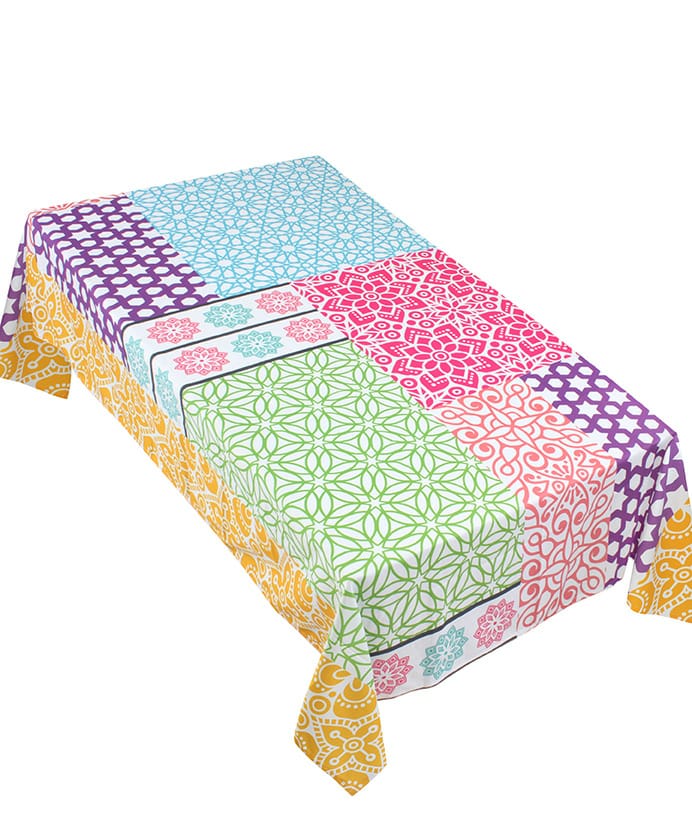 The patchwork table cover