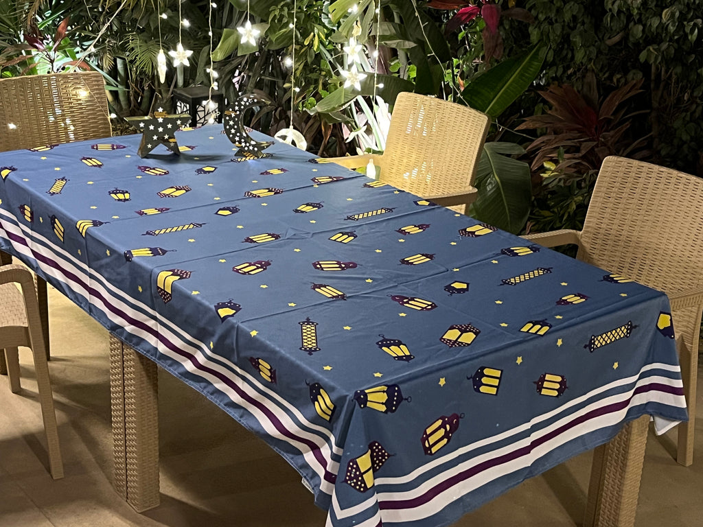 The bright night lanterns table cover